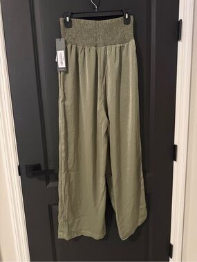 Girls Olive Green Wide-Leg Smocked Waist Pants